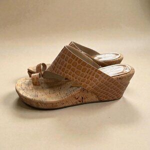 DONALD J PLINER Tan Patent Leather Wedges Sandals Size 8.5